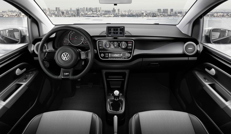  Volkswagen up! 2011 года  (фото 40 из 173)